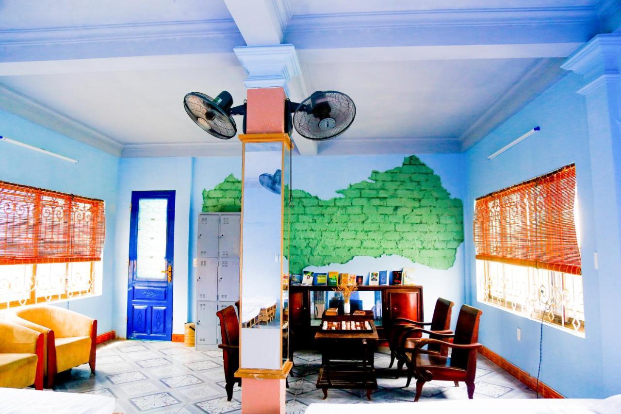 Adp Homestay & Coffee Ðồng Hới Buitenkant foto