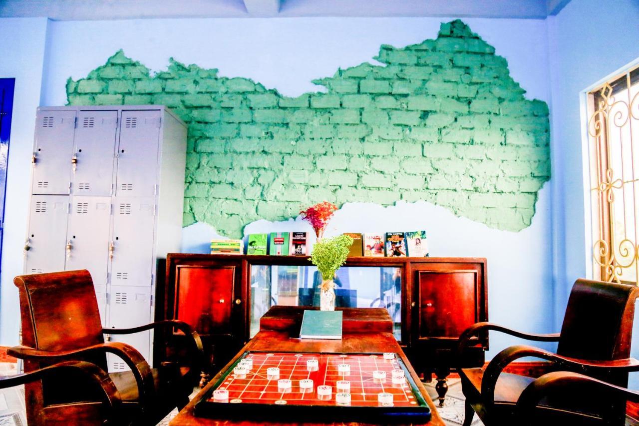 Adp Homestay & Coffee Ðồng Hới Buitenkant foto