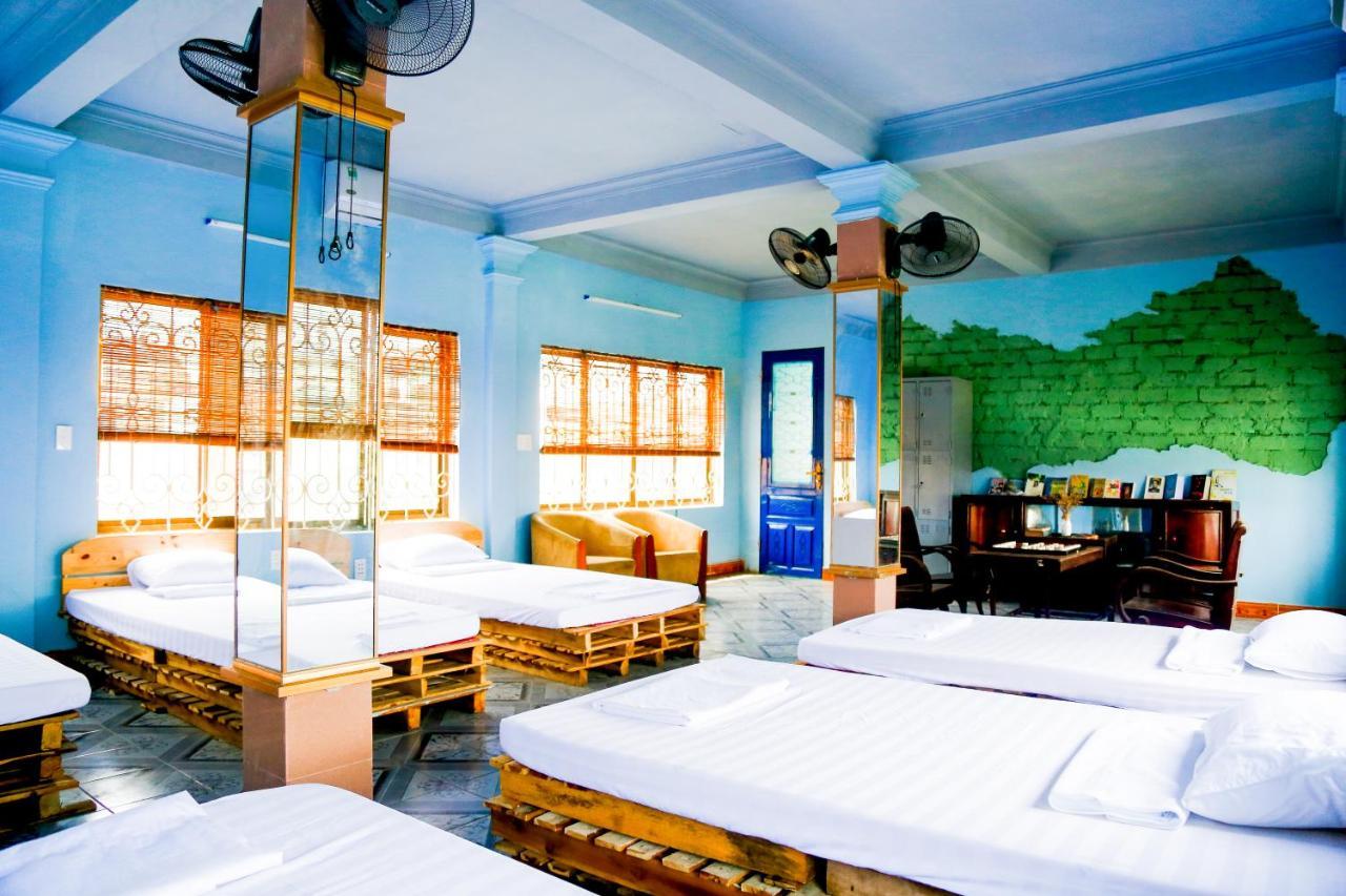 Adp Homestay & Coffee Ðồng Hới Buitenkant foto