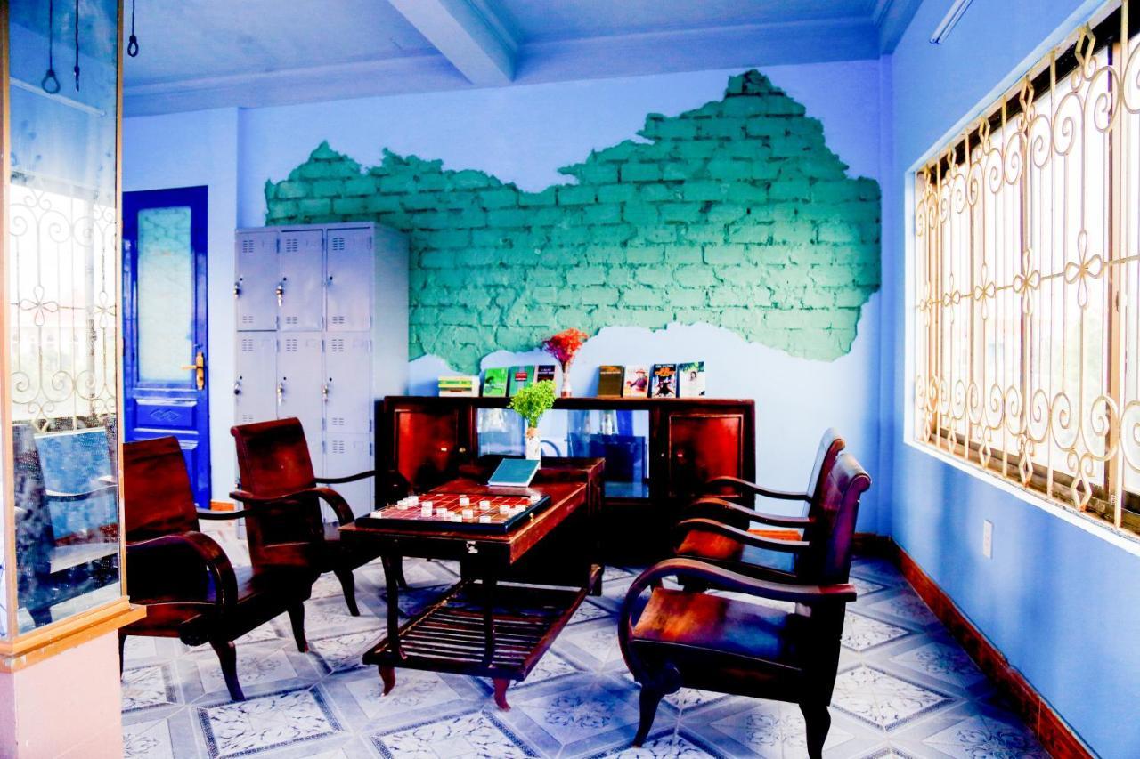 Adp Homestay & Coffee Ðồng Hới Buitenkant foto
