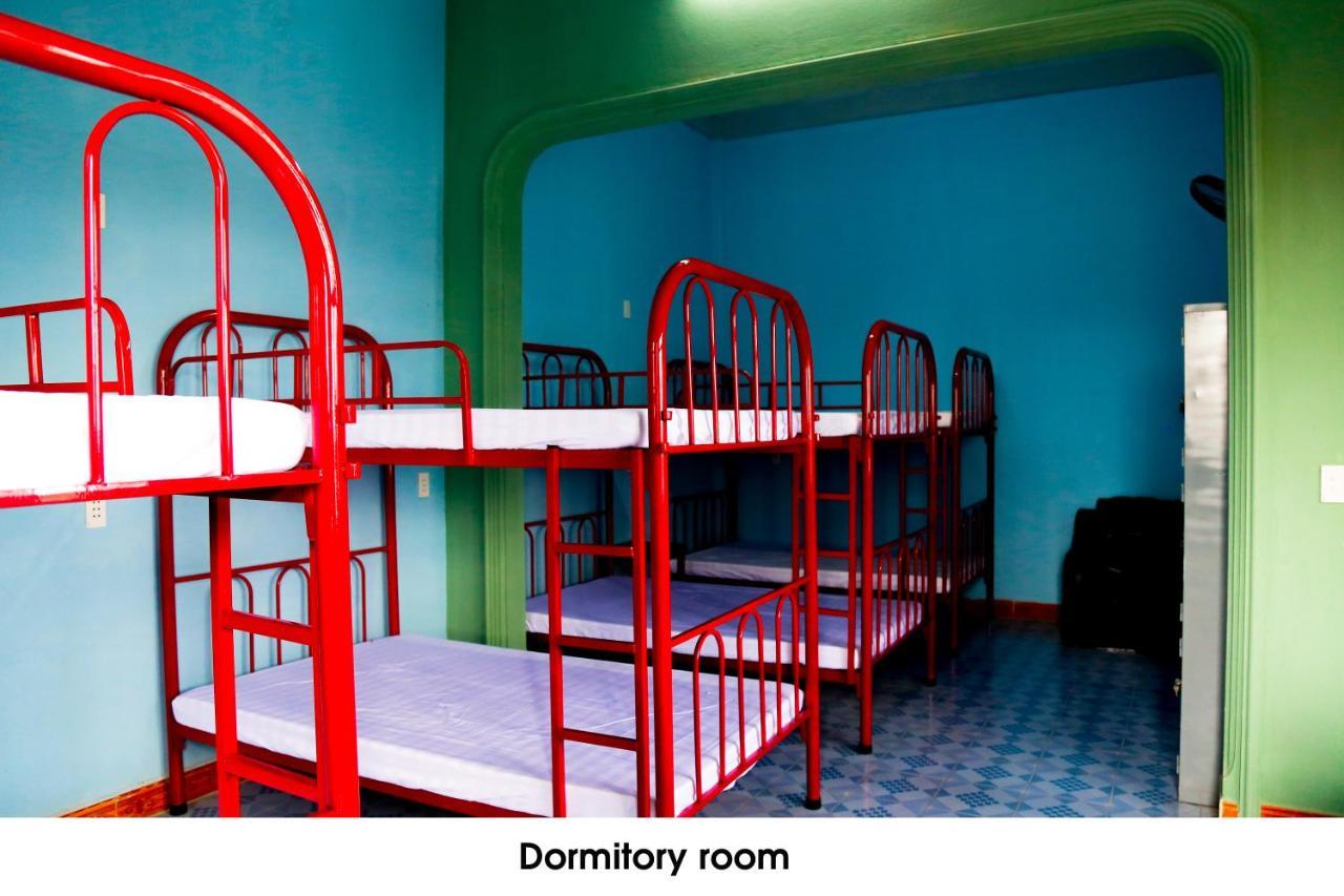 Adp Homestay & Coffee Ðồng Hới Buitenkant foto