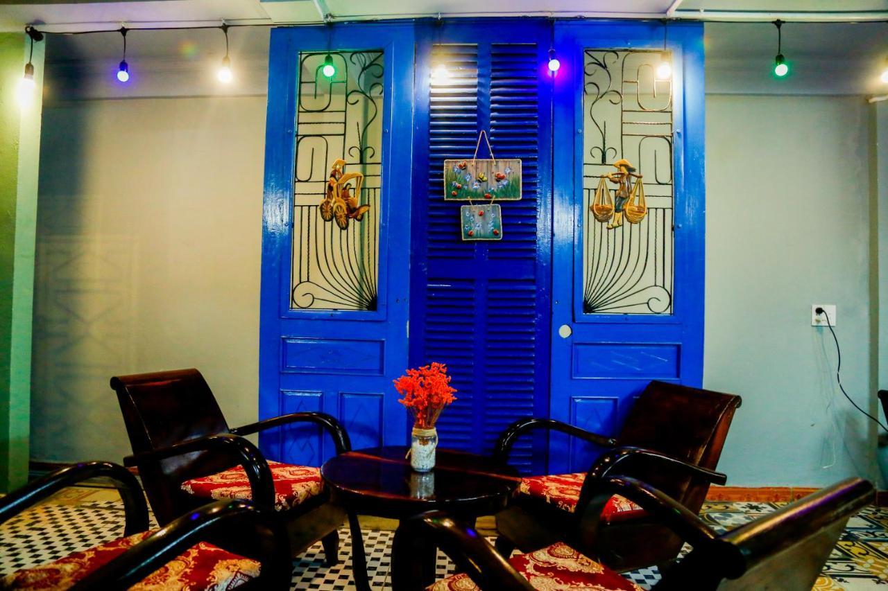 Adp Homestay & Coffee Ðồng Hới Buitenkant foto